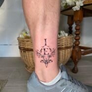 Tatuaje Línea fina ejemplo