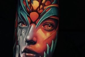 tatuajes surrealista en el brazo