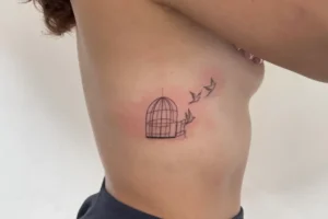 Tattoo Línea fina ejemplo